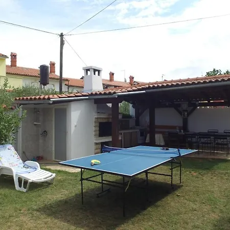 Apartment Miki Fazana