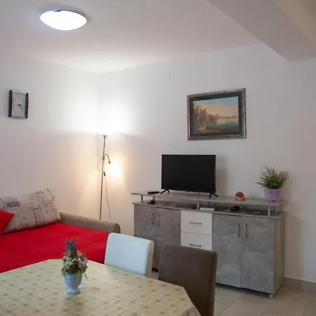 Miki Apartment