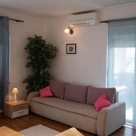 Apartment Miki Fazana