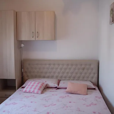Apartment Miki *